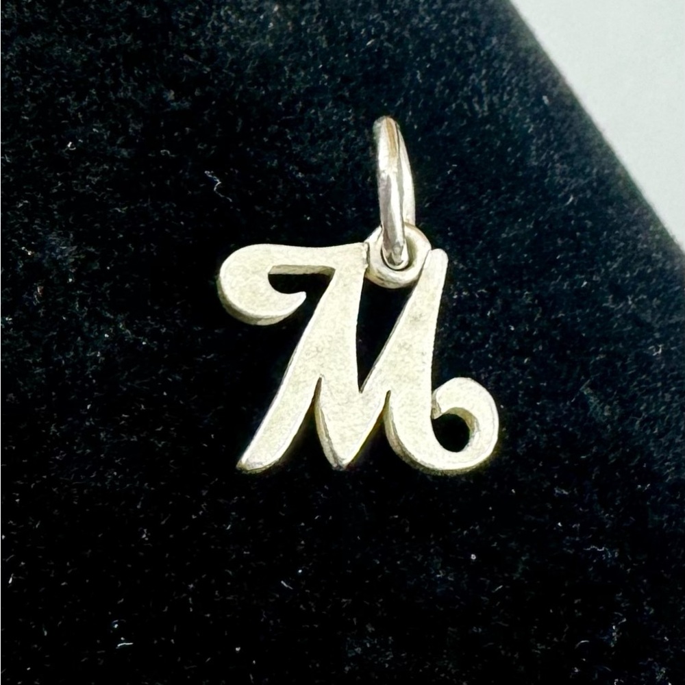 James Avery Sterling Silver Cursive Script Initia… - image 1
